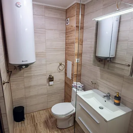 Апартамент динати *