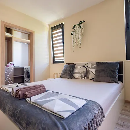 динати Апартамент