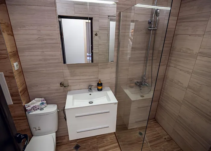 динати Apartament *